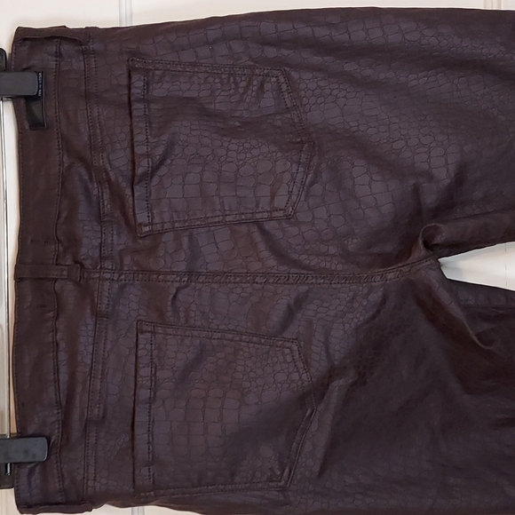 Kut From The Kloth Connie Slim Fit Coated Jeans - Picture 9 of 12